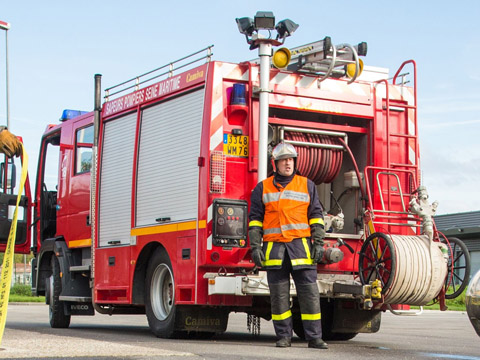 Véhicules des sapeurs-pompiers