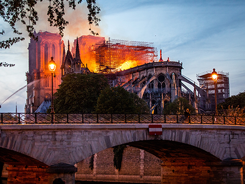 15 avril 2019 : il faut sauver Notre-Dame