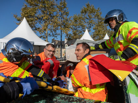 Le secours routier fait le show au village prévention du congrès