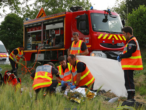 Fourgon d`intervention de pompier